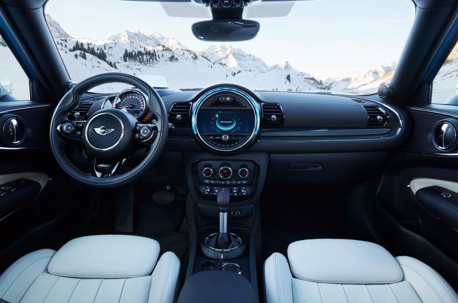  Mini Cooper S Clubman ALL4 2016 года  (фото 10 из 37)